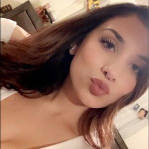 Meet your Posher, Destiny